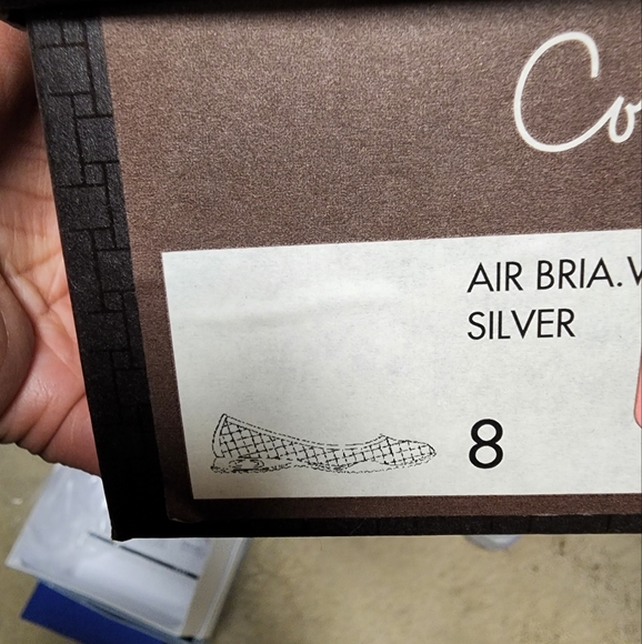 Shoes - Picture 4 of 4